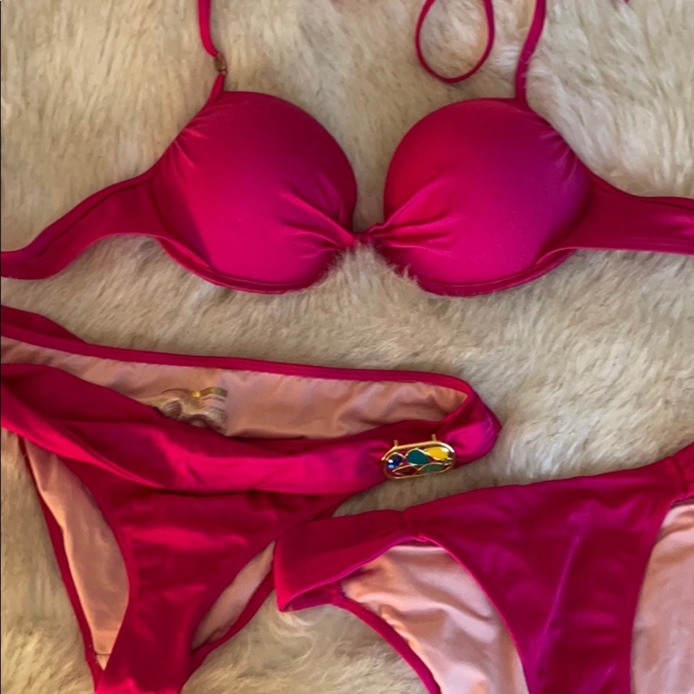 Victoria’s Secret fuchsia bikini-3 piece package!